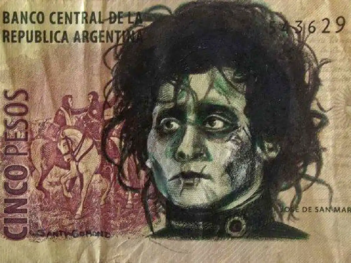 Se va el billete de 5 y lo despedimos con sus mejores "tuneadas"