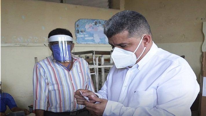 COMO LA GUAYABERA: Luis Parra no llegó a la Asamblea Nacional