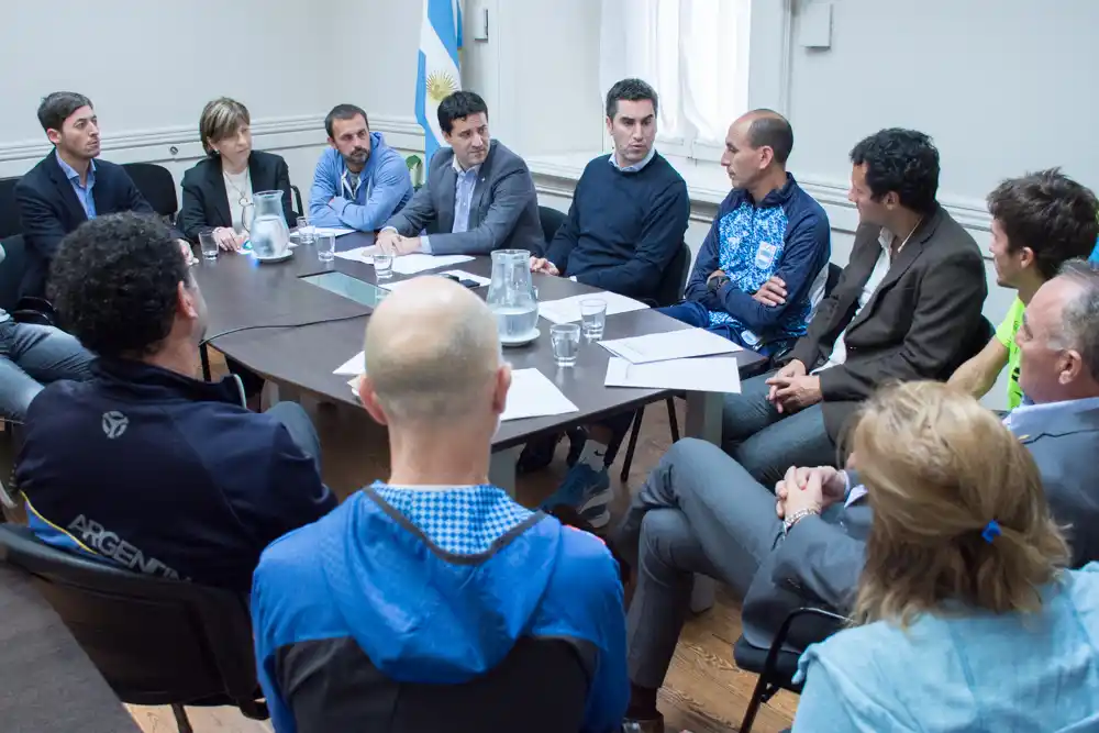 Se presentó un proyecto para regular la actividad de running en la Provincia