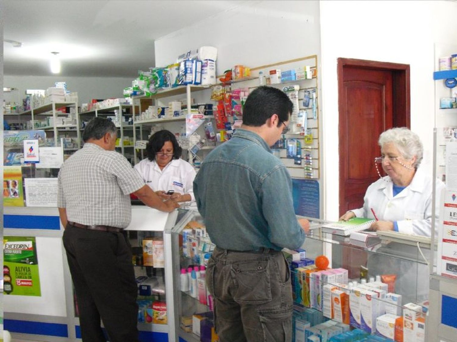 Los laboratorios piden al gobierno negociar un aumento de los medicamentos