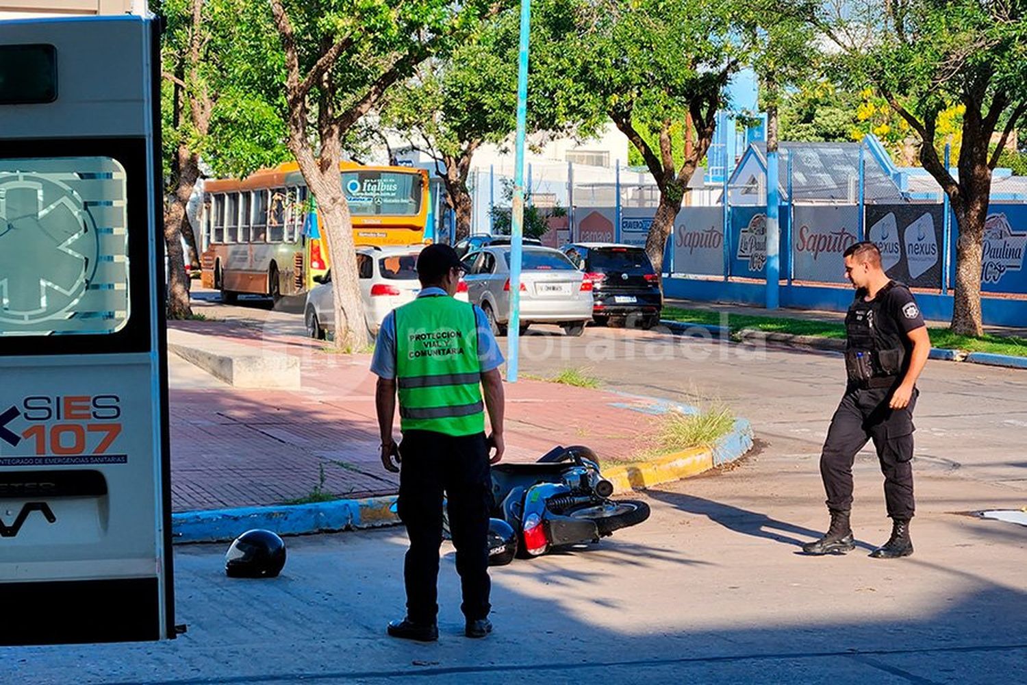 Susto grande para una joven de 20 años y una menor de 13 luego de sufrir un accidente