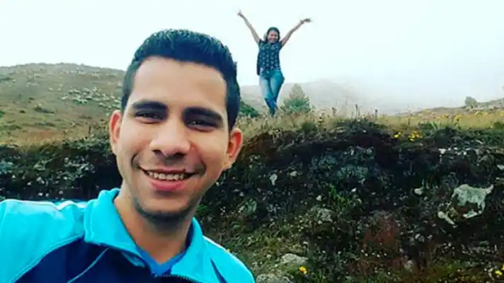 LE PROPINÓ 40 PUÑALADAS: capturan al joven venezolano que mató a su pareja delante de su niño en Argentina