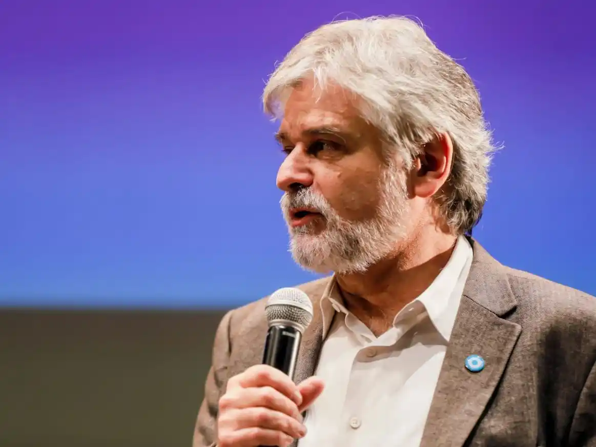 La respuesta de Filmus y científicos a Milei por sus dichos sobre el Conicet