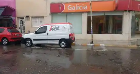 Vehículos mal estacionados