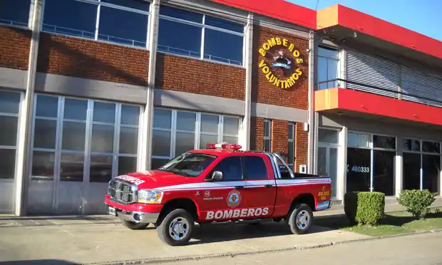 Nueva camioneta para los bomberos de Urdinarrain 