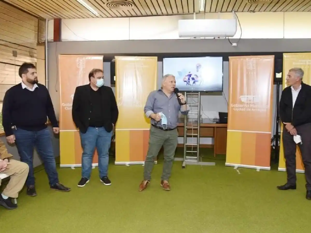 Arroyito moderniza su hospital: desde febrero habrá turnero digital    