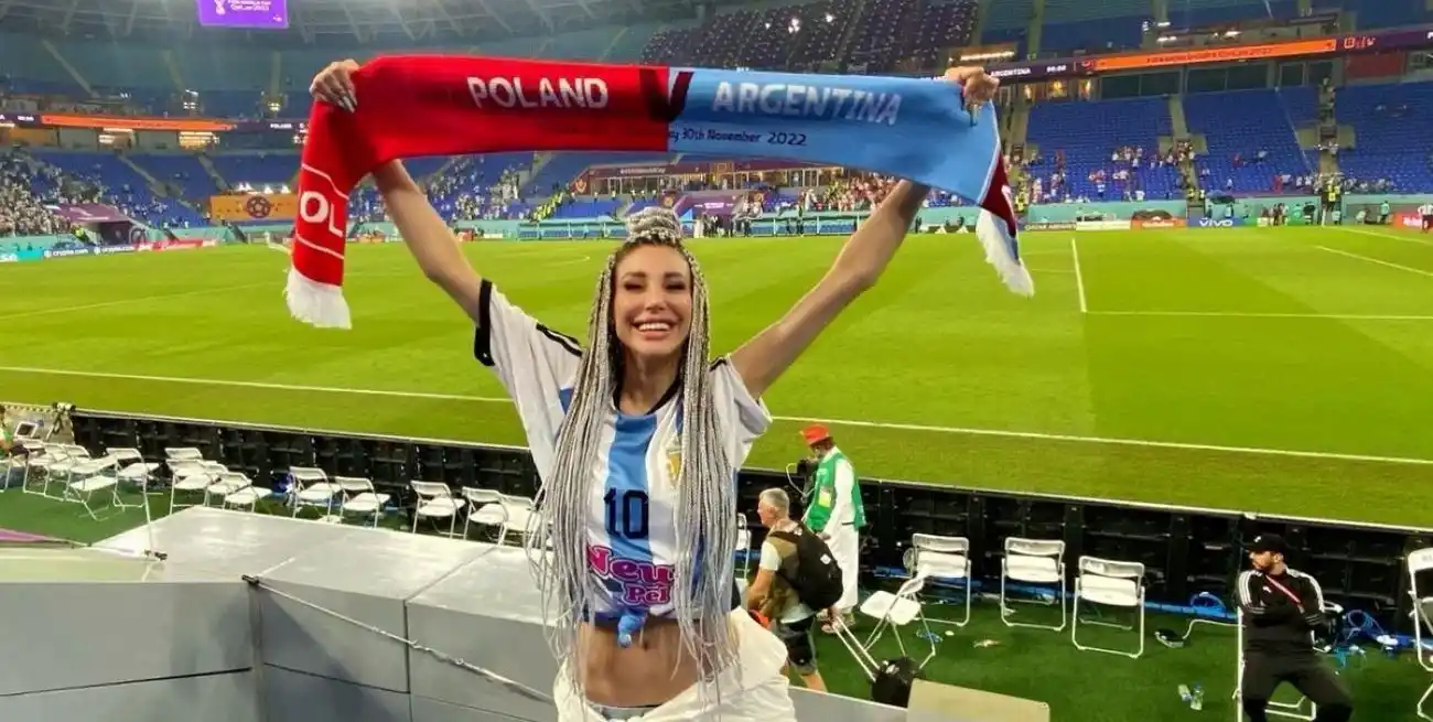 Stefy Xipolitakis fue rechazada en un spa de Qatar por su vestimenta