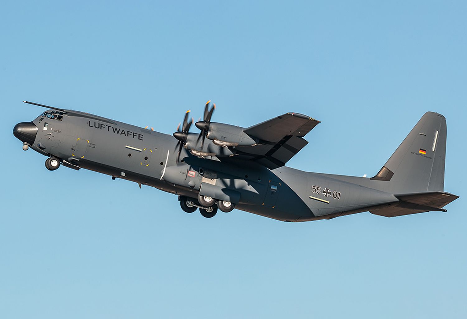 HENSOLDT to protect German «Super Hercules» from missiles threat