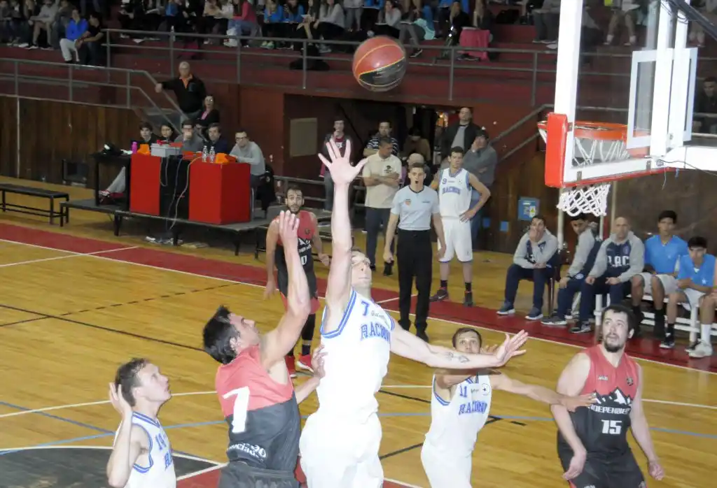 Comienzo de la fecha, en Olavarría y Coronel Suárez