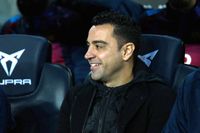 Xavi debutó en Barcelona con triunfo en un clásico