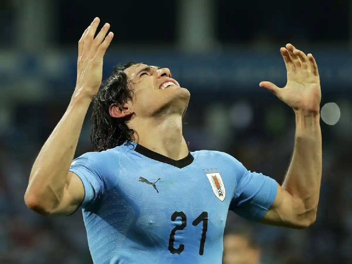 Cavani no está desgarrado