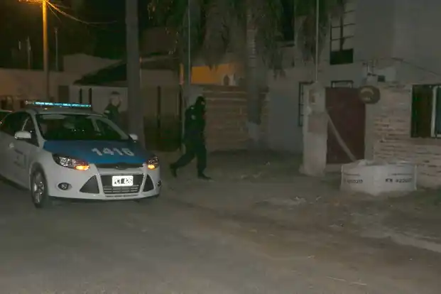 Allanamiento y detención por el robo a la distribuidora 