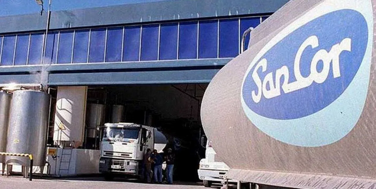 Sancor, que en su momento llegó a ser la empresa láctea más importante del país, comenzó a evidenciar problemas financieros a principios de los años 2000.