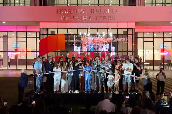maximiliano pullaro inauguración nuevo hospital dr jaime ferré - 4