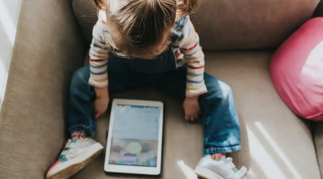 Adictos a las pantallas: cambios graves en el desarrollo cerebral e impacto en la salud mental