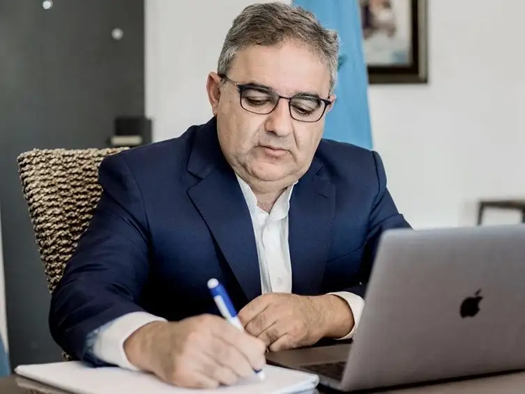 Raúl Jalil.