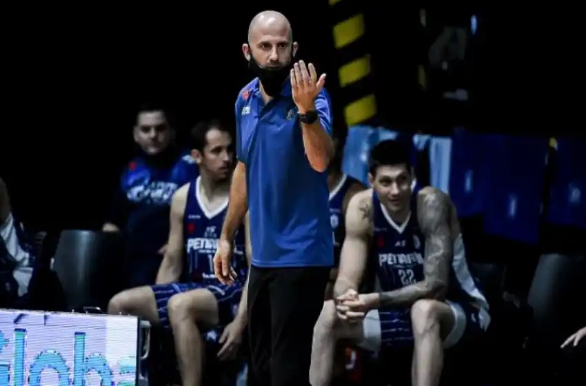 "Agradezco el cariño y respeto que me tuvo el hincha de Peñarol y la dirigencia"