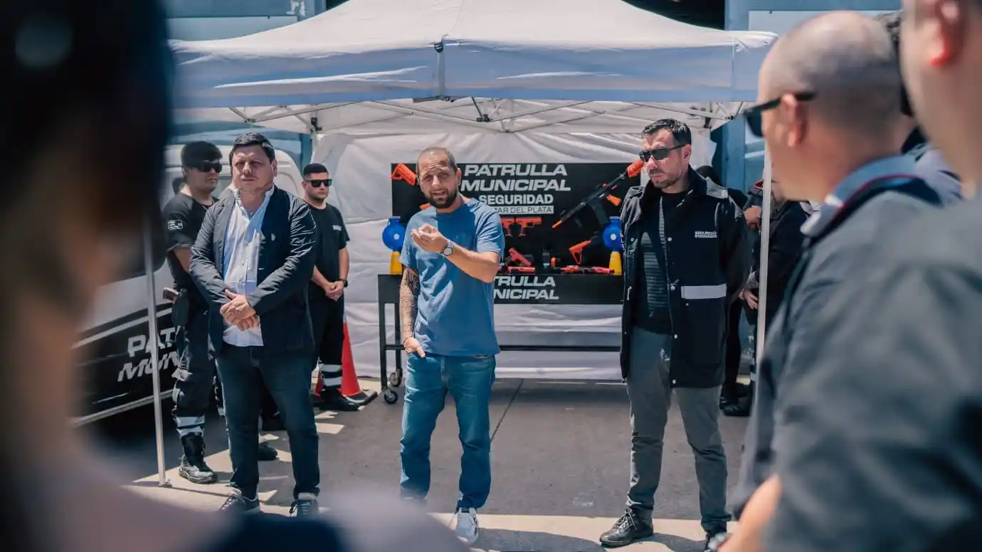 Con estas incorporaciones, la ciudad busca reforzar la presencia operativa del área, mejorar los tiempos de respuesta y fortalecer las tareas de fiscalización y control del espacio público.