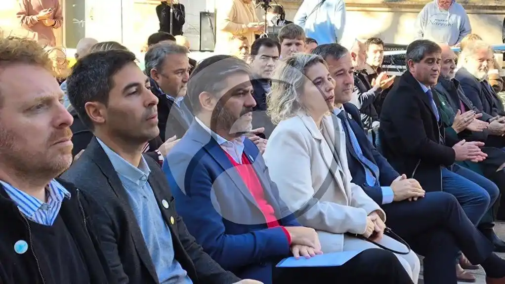 Autoridades presentes