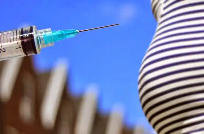 Salud: Piden a municipios que salgan a vacunar embarazadas contra la gripe 