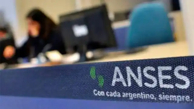 Ampliarán los montos de los créditos a jubilados y a beneficiarios de la AUH