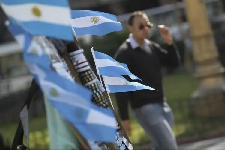 Diez años de trajines argentinos     