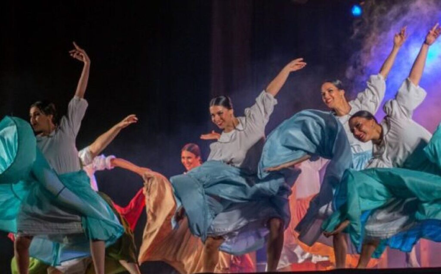 Gala del Día de la Independencia en el Centro Cultural Municipal