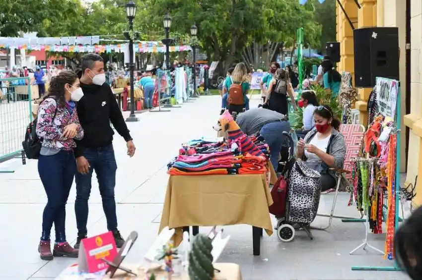 Más de 90 expositoras en la Feria Emprendedora