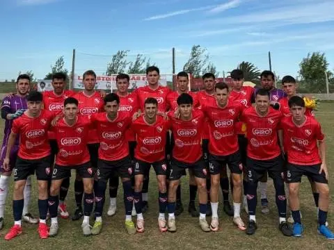 Independiente de Ataliva va por el Absoluto ante Sportivo Libertad de Estación Clucellas el sábado a las 17.