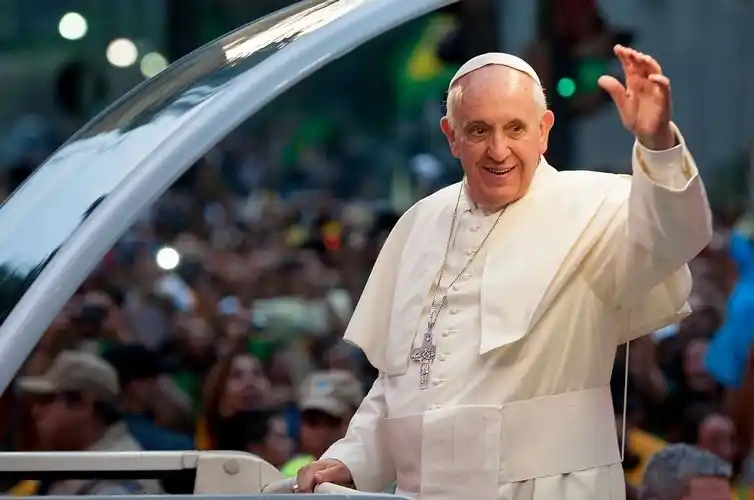 Francisco confirmó que su visita a la Argentina está “en programa”