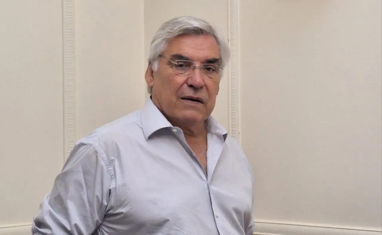 El intendente Alegre, en la mira por la entrega irregular de terrenos.