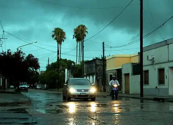 Continuarán las lluvias durante todo el día y se espera que el clima mejore desde mañana