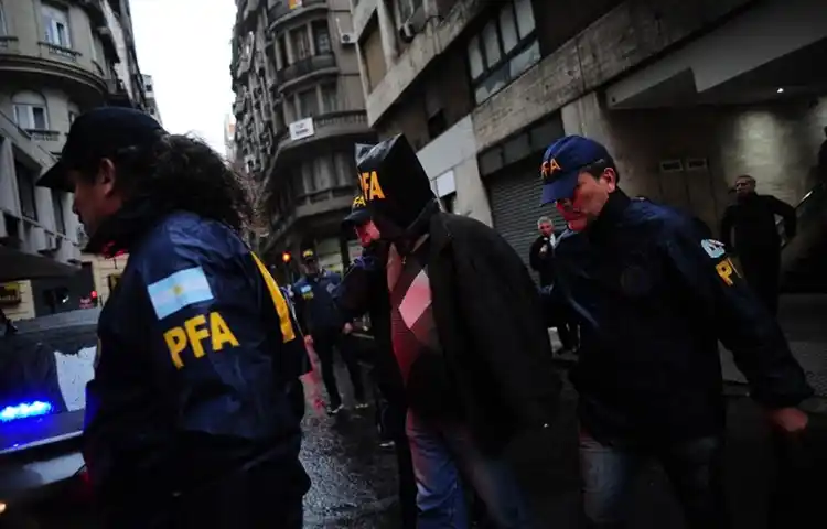 Otro detenido por el ataque a balazos al diputado Olivares y su asesor