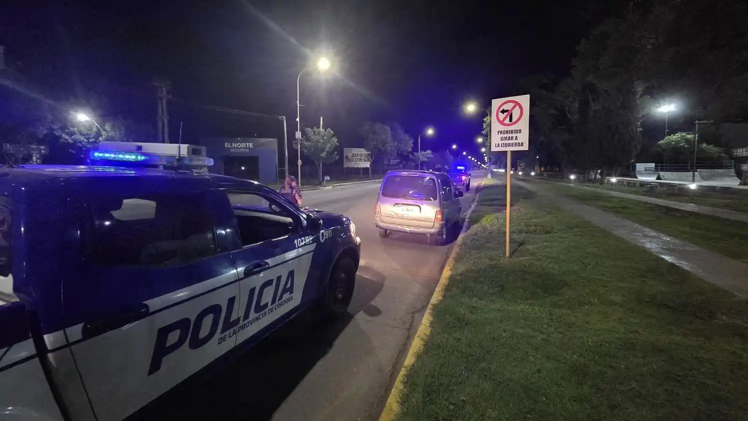 La camioneta Peugeot Partner recuperada por la Policía.