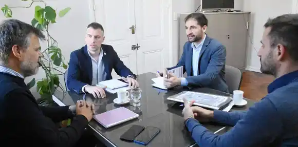 Trabajo conjunto para modernizar la gestión tributaria y catastral