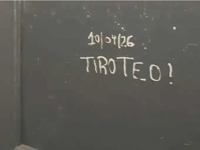 Investigan a una adolescente por amenaza de tiroteo en colegio de La Paz