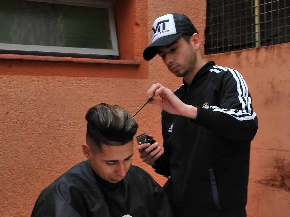 Tadeo Henot, un peluquero popular     