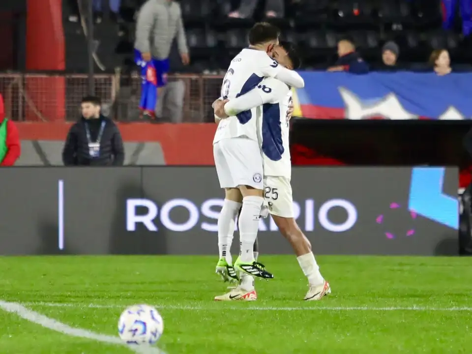 Independiente Rivadavia espera rival en semis.