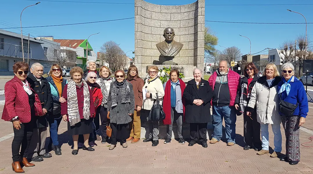 Homenaje a Sarmiento en el Día del Maestro