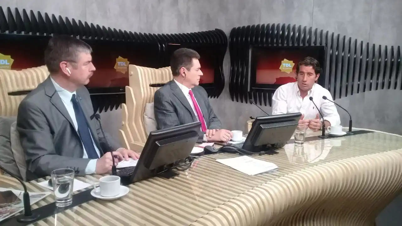 Cdor. Matias Civale en el desayuno de Tandil Despierta