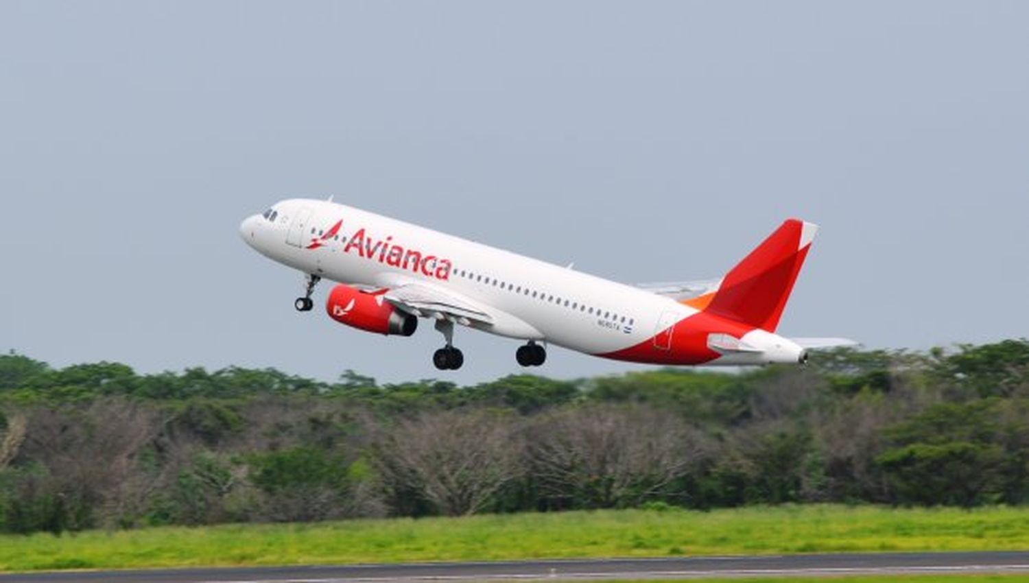 Llega el primer vuelo de Avianca a Santa Fe