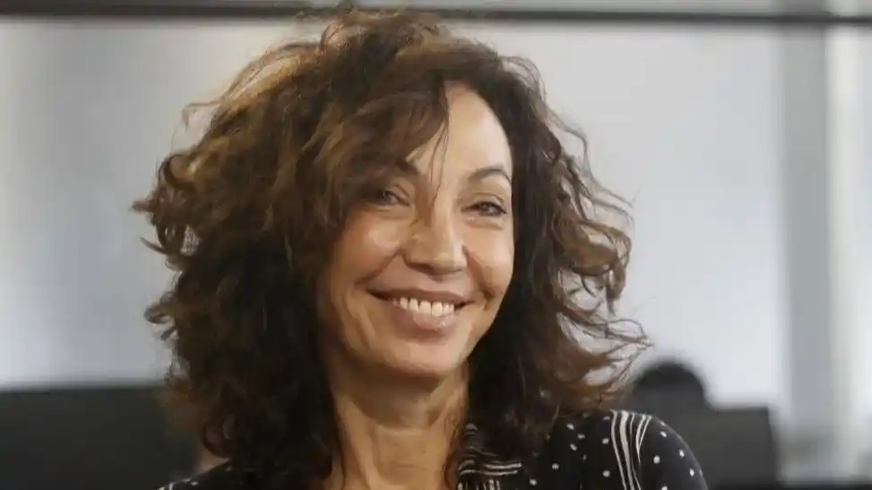 Ernestina Pais.