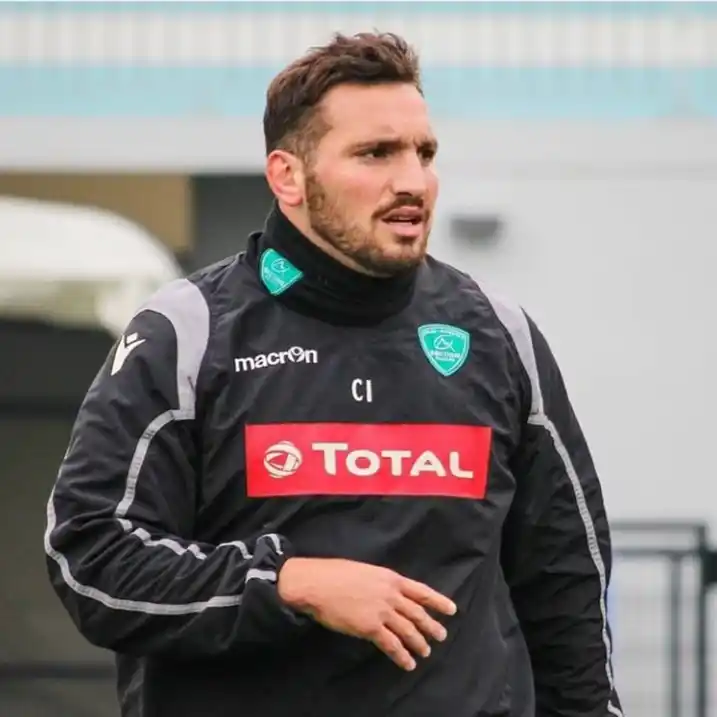 “Nacho” Calles será titular en su regreso a las canchas