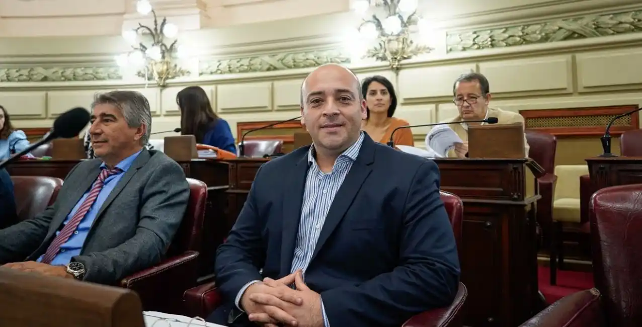 Presentan una ley para potenciar la formación de enfermeras y enfermeros