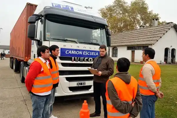 La Cámara de Empresarios de Transporte de Gualeguaychú festejó sus primeros 10 años 