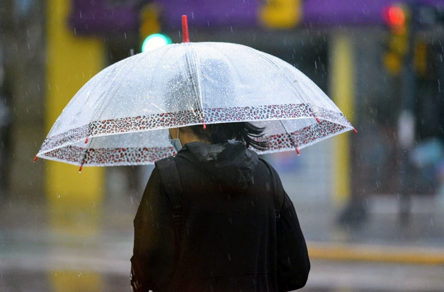 A tener el paraguas a mano: se esperan lluvias para este miércoles en Rosario