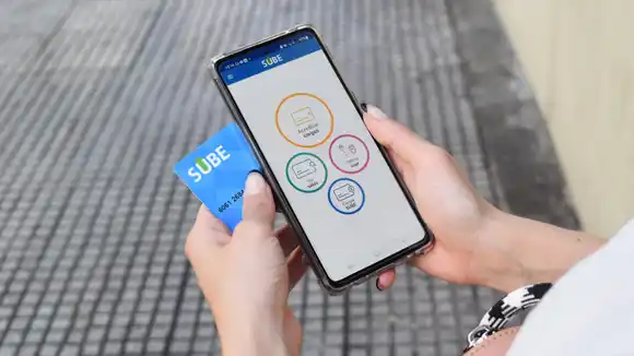 Sigue la falta de respeto al laburante: Con el saldo negativo al límite, no funciona la app para recargar la SUBE