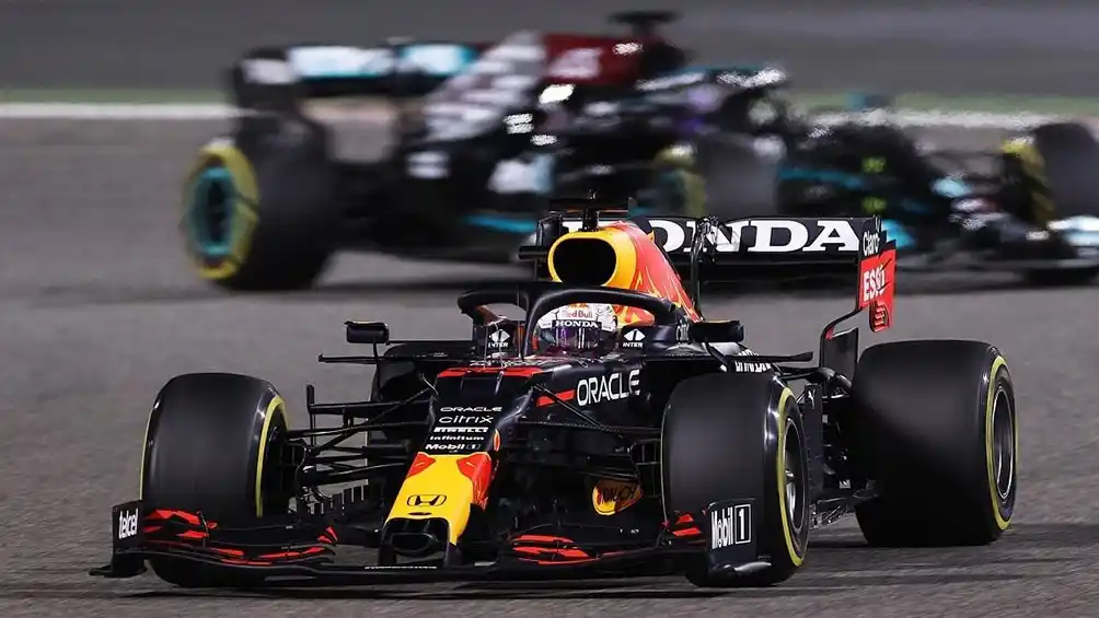 Max Verstappen larga primero en el Gran Premio de Bélgica