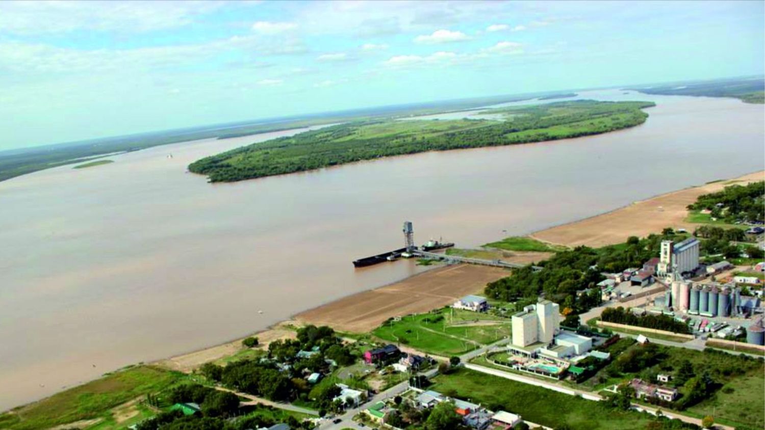 El Paso Las Hermanas es navegable sobre la costa entrerriana. A futuro pretende utilizarse sobre la ribera de Ramallo. (Foto: Descubrí Ramallo)