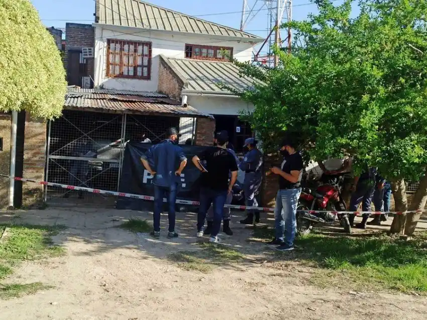 Un hombre ultimó de un disparo de arma de fuego a su expareja y luego se suicidó